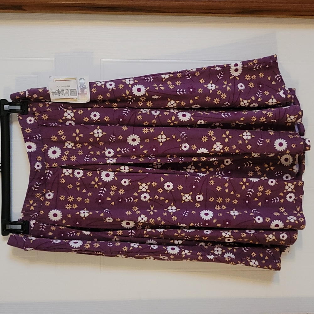 NWT Lularoe Floral Madison Midi Skirt w/Pockets! Large